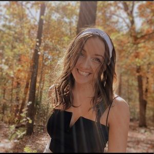 Meet your Posher, Sierra